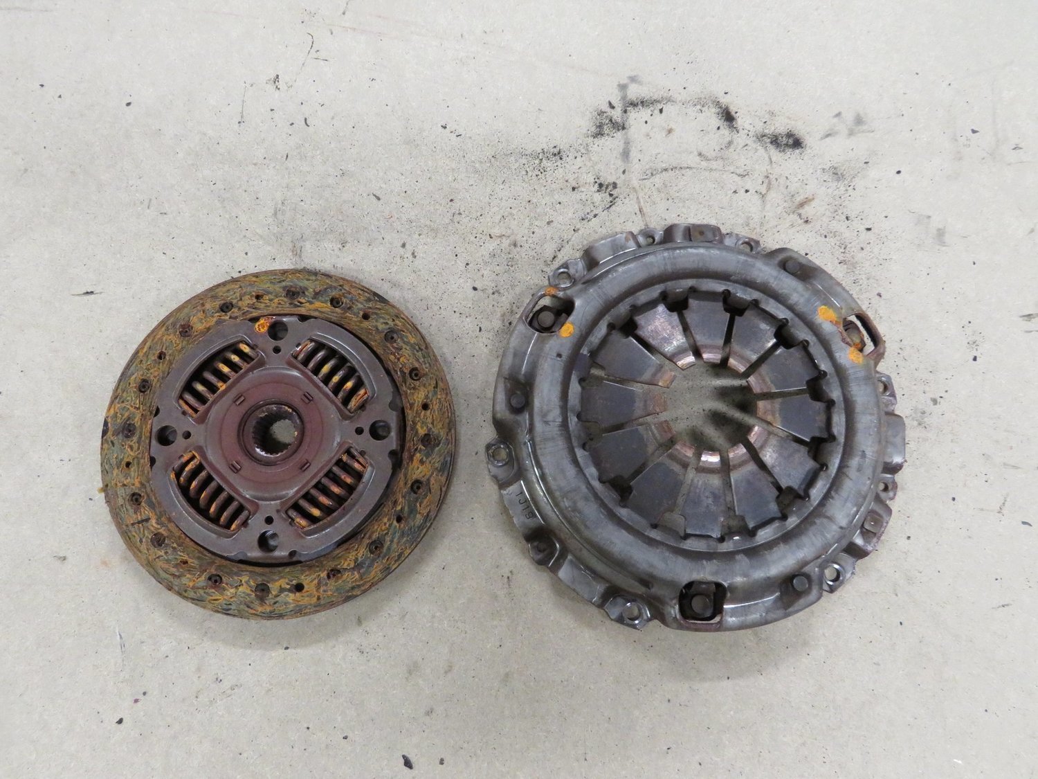 Honda Civic Type R EP3   Clutch Kit Used Also fits Integra DC5