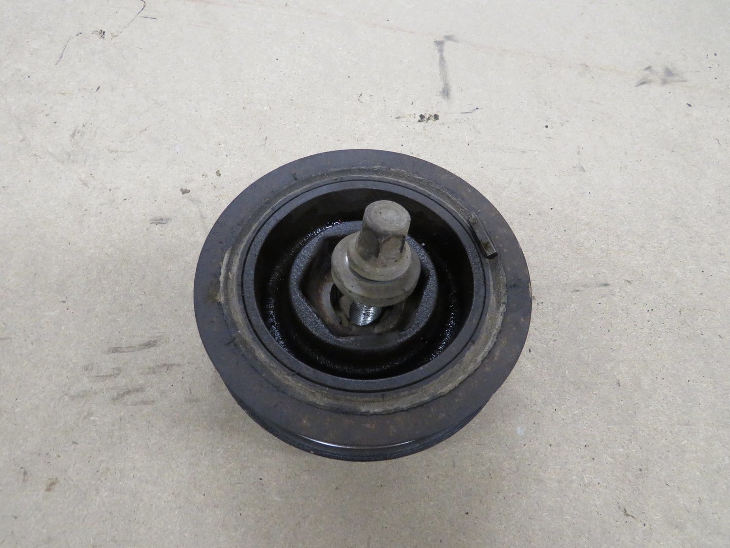 Honda Civic Type R EP3   Crank shaft Crank Pulley