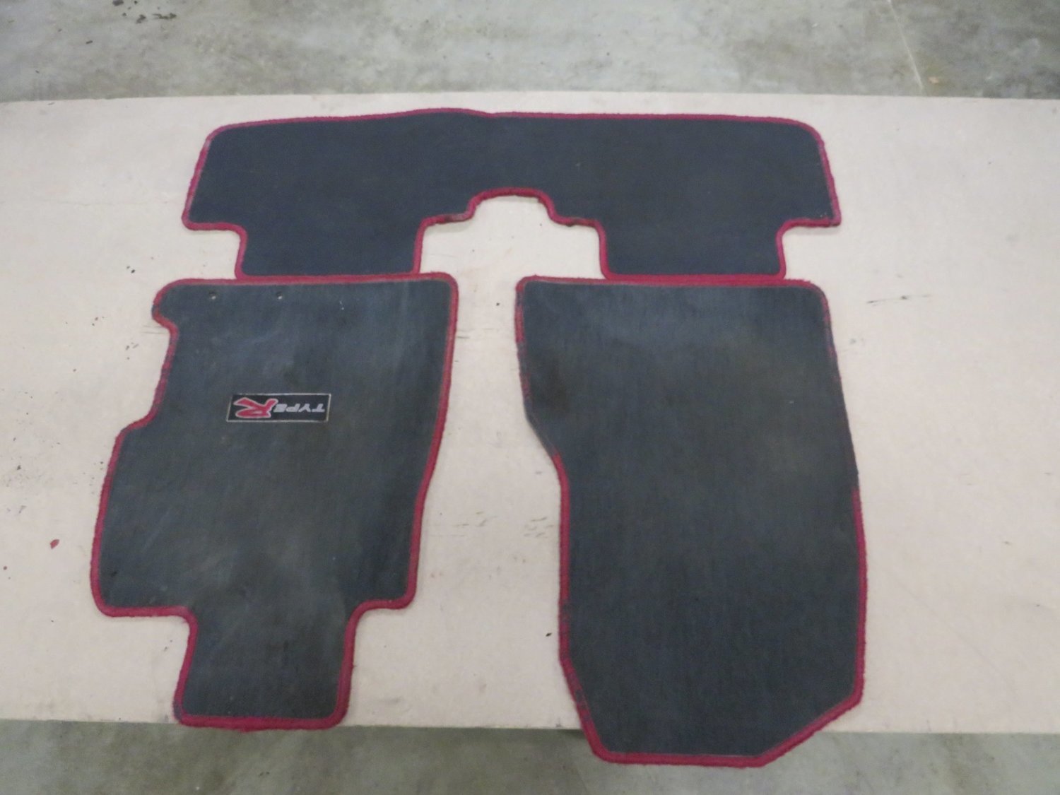Honda EP3 Civic Type R    Nice Mat Set