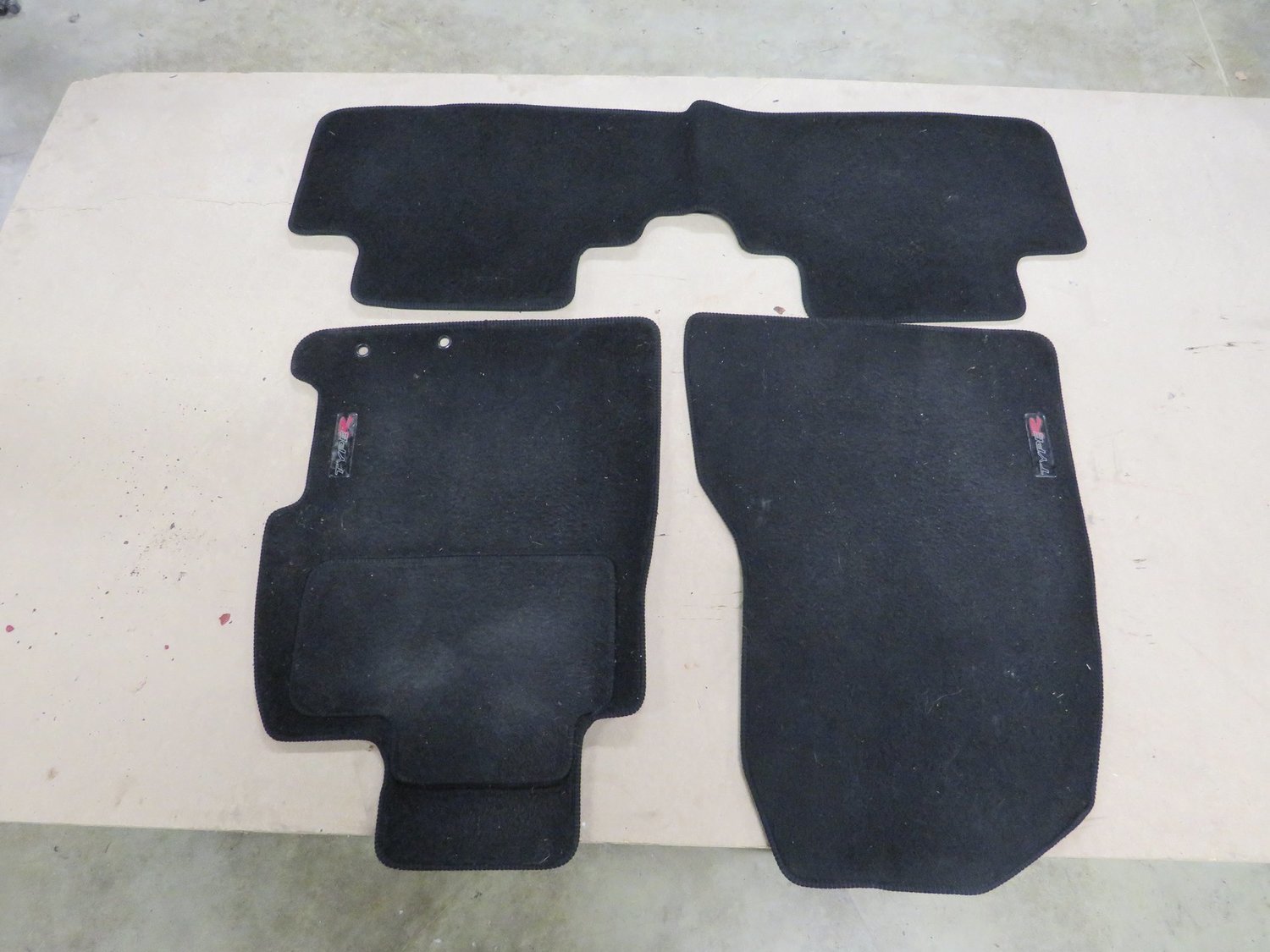 Honda EP3 Civic Type R    Nice Mat Set