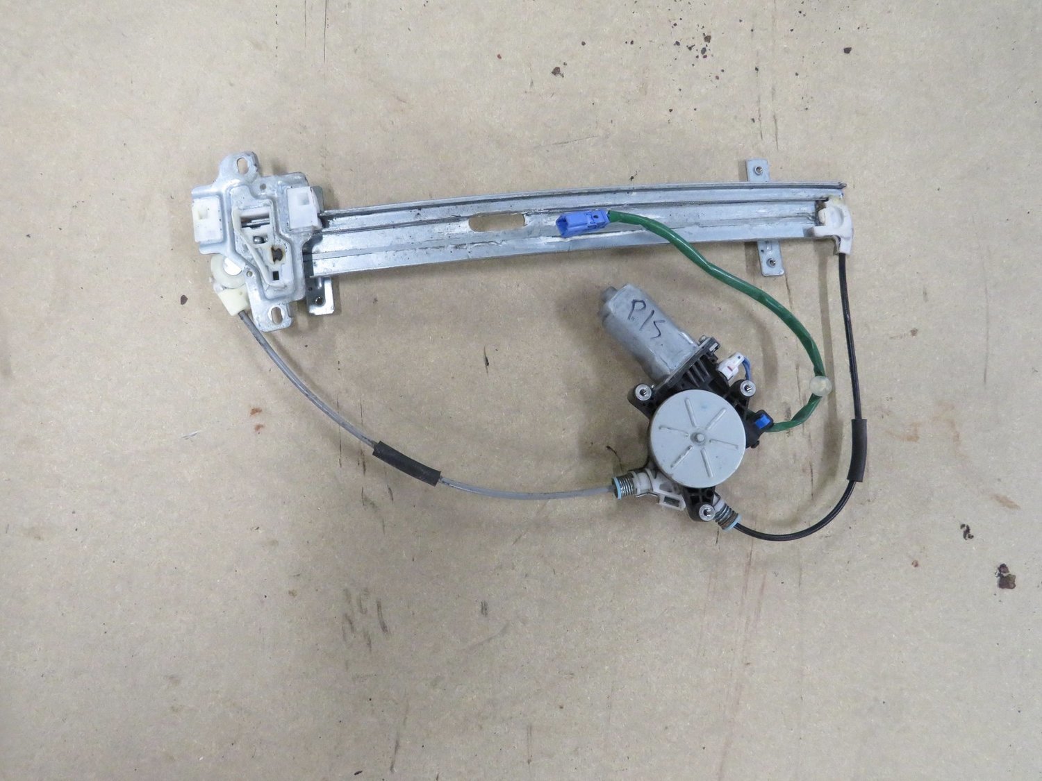 Honda EP3 Civic Type R    Passenger Left door Window Motor