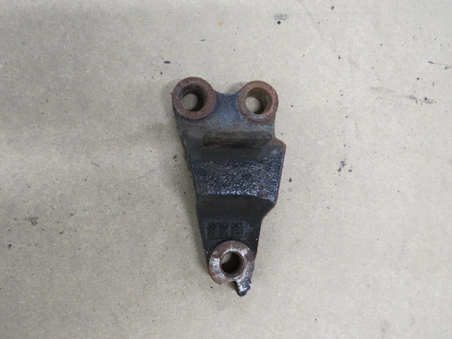 Honda EP3 Civic  Type R    Engine side Bracket to Drivers right Mount Fits Integra DC5