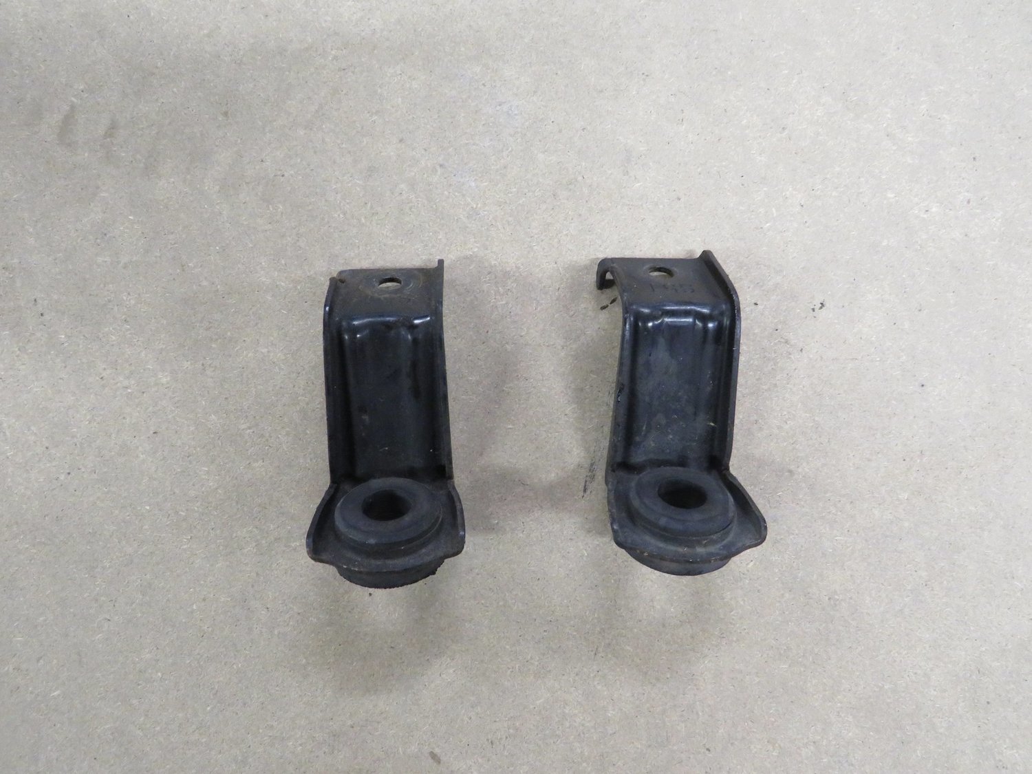 Honda EP3 Civic  Type R    Radiator Brackets