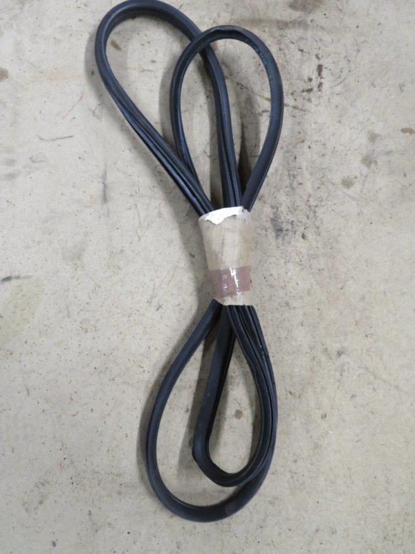 Civic Type R FN2  Drivers Right main door Seal