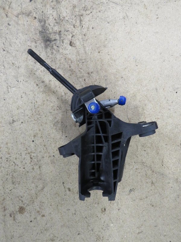 Civic Type R FN2    Gearbox Shiftier cable Box