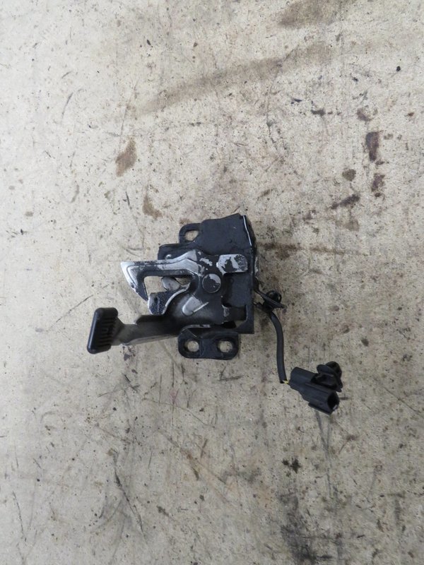 Civic Type R FN2    Bonnet Catch