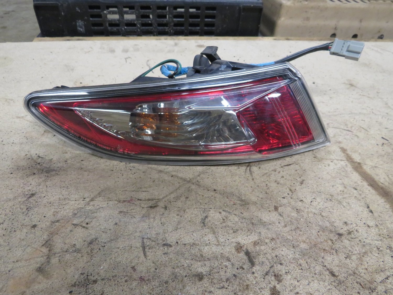 Civic Type R FN2    Passenger left Rear Light
