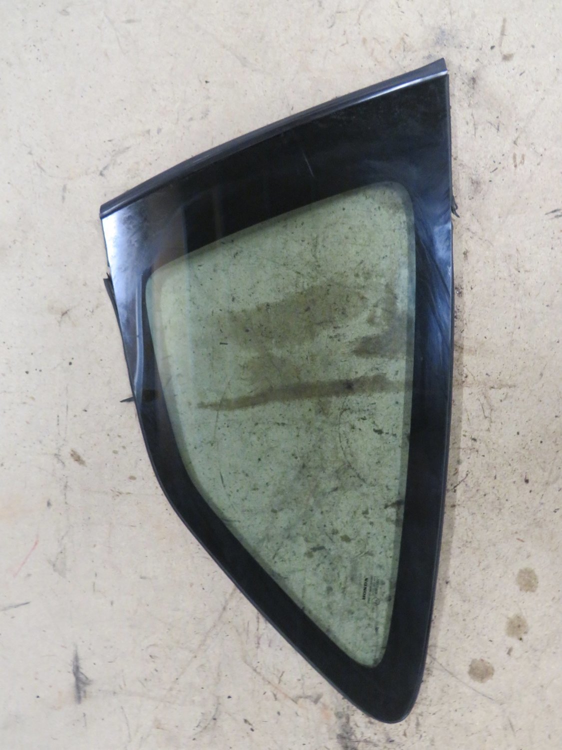 thumbnail interactive-video image 1 of Rear Right Quarter Window Glass For 2006-2011 Honda Civic Coupe – Clear Tempered Glass 1 of 4