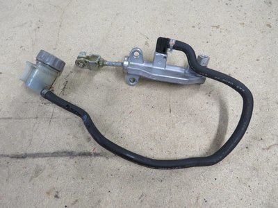 Civic Type R FN2    Clutch master Unit