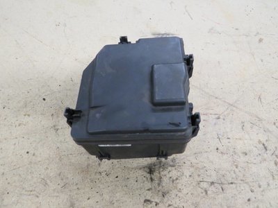 Civic Type R FN2    Engine bay fuse box Complete with Relays and fuses