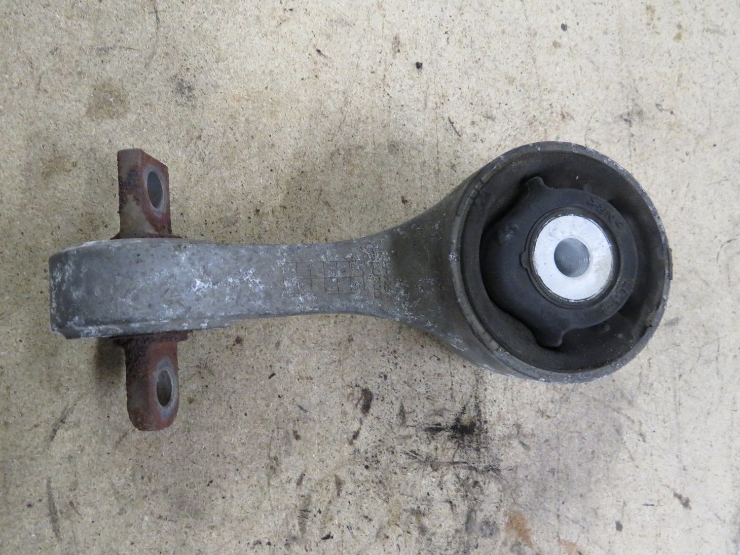 Honda Civic Type R FN2   Engine Mount