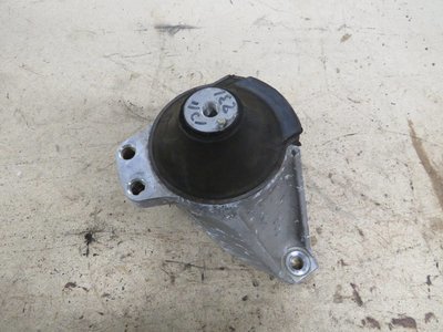 Honda Civic Type R FN2   Engine Mount
