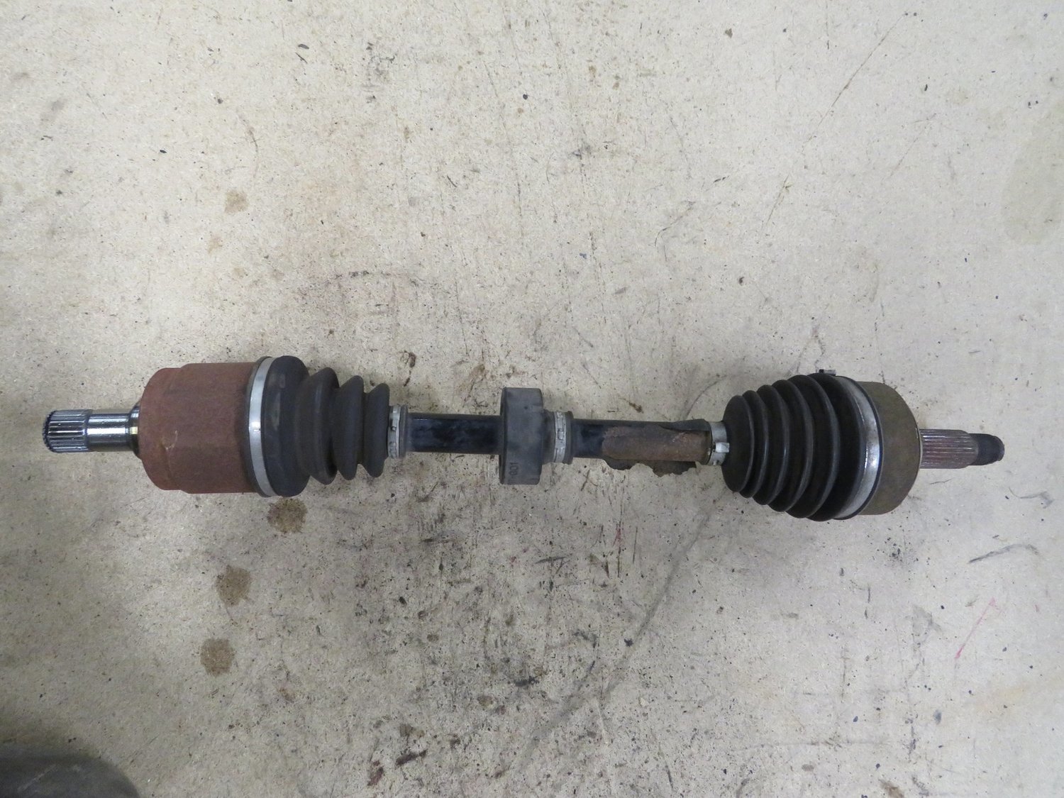 Honda Civic Type R FN2 Passenger left Drive Shaft