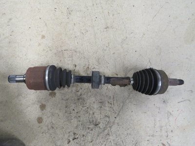 Honda Civic Type R FN2   Passenger left Drive Shaft
