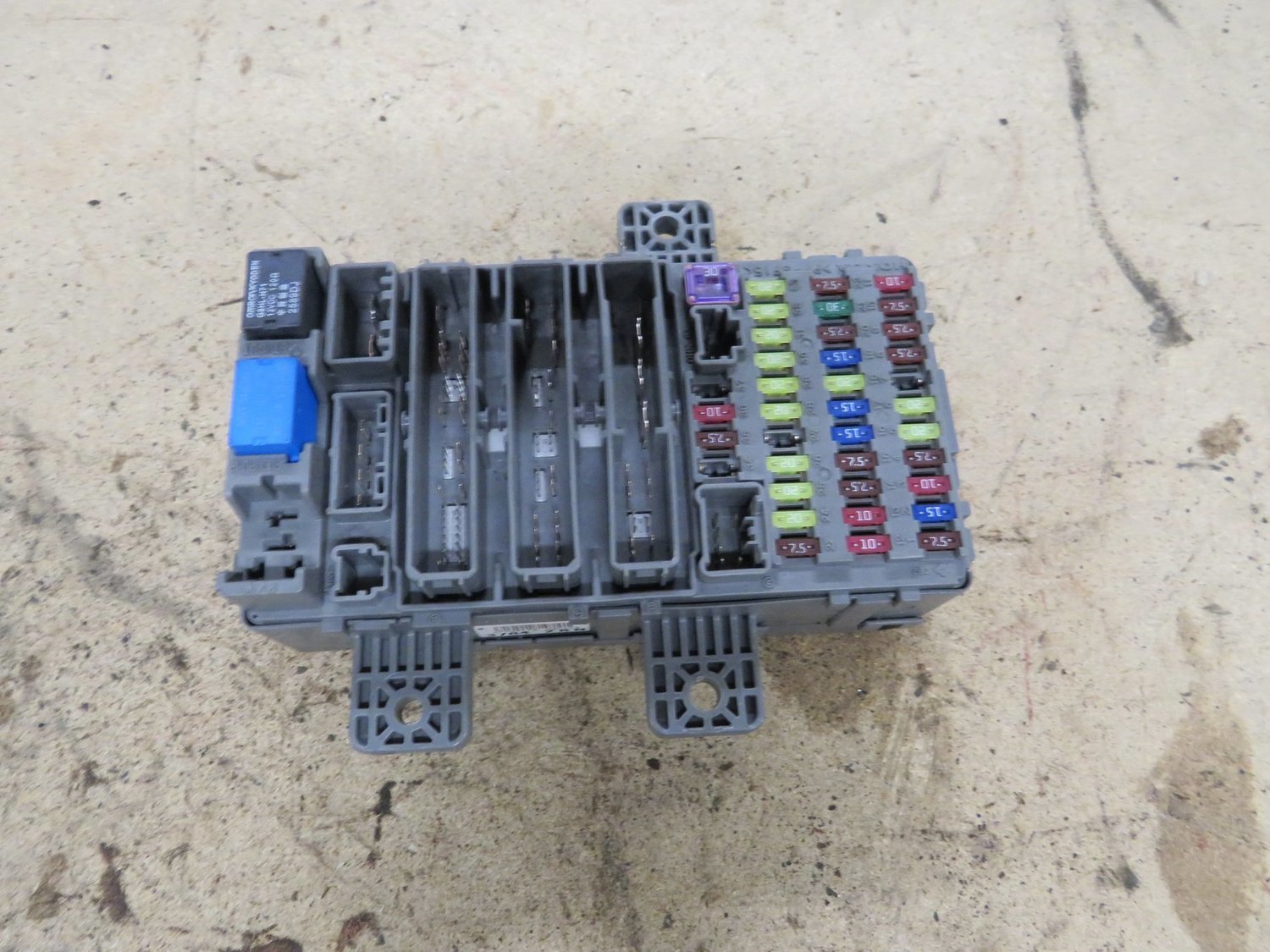 Honda Civic Type R FN2   Main interior Dash Fuse box Complete with Fuses and Relays