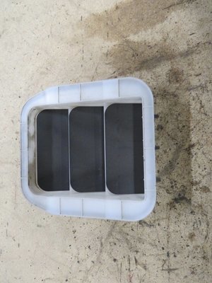 Honda Civic Type R FN2    Rear quarter Shell vent