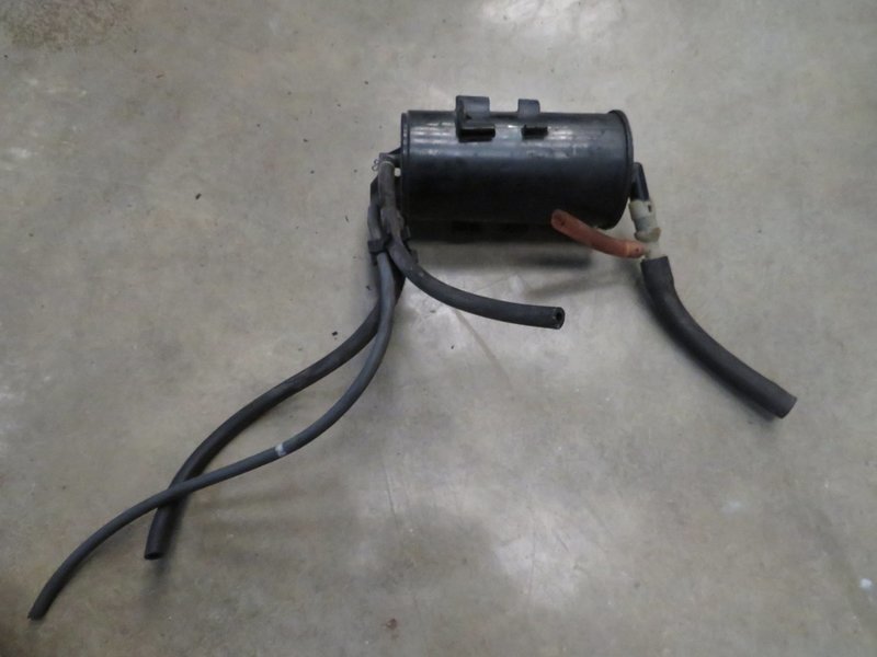 Honda Civic Type R EK9 2000   Petrol tank Fuel vapour Filter