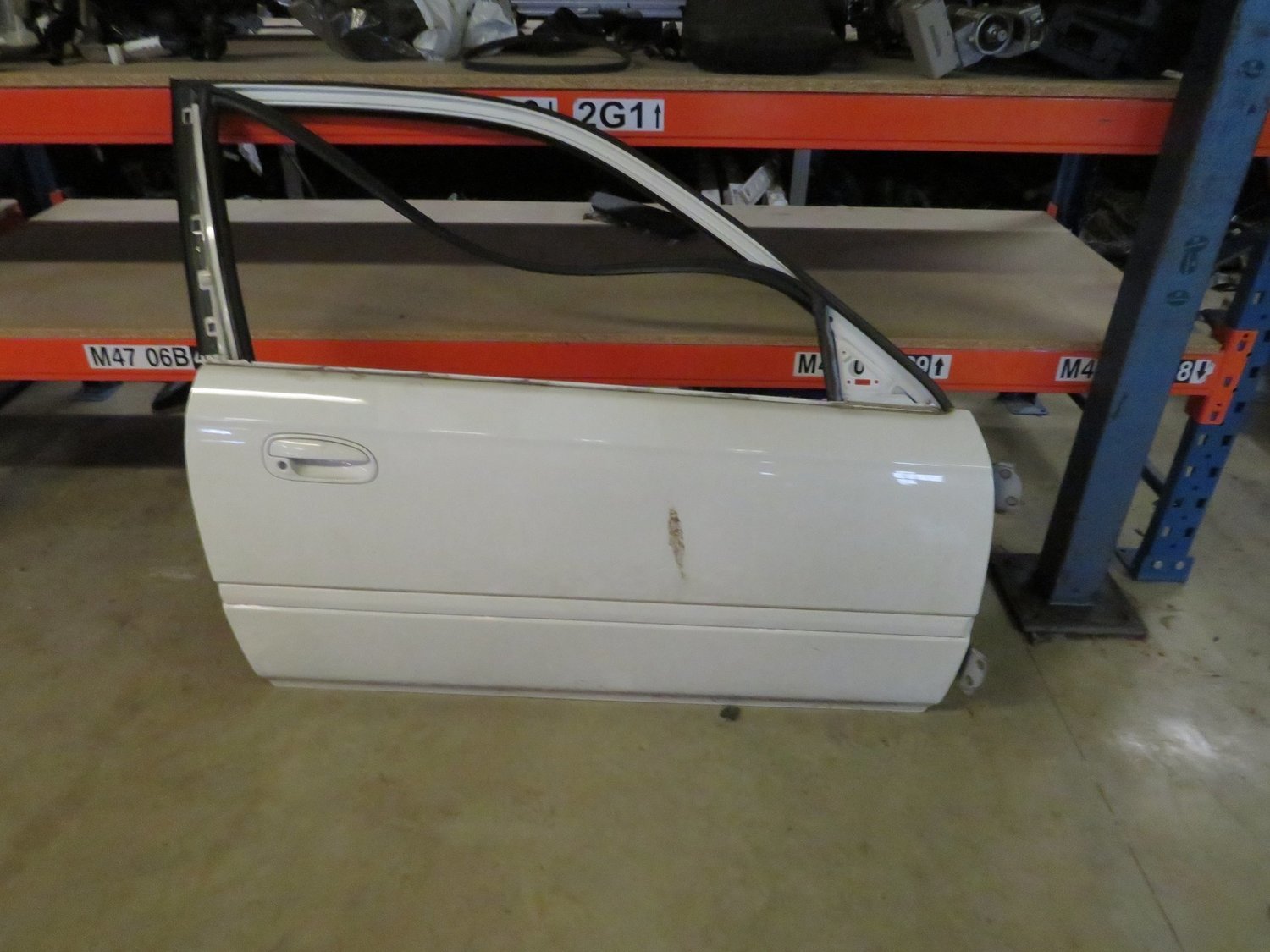 Honda Civic Type R EK9 2000  Drivers side right Stripped out door Shell