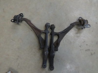 Honda DC2 Integra Type R UKDM A pair of Front LCAs Lower Control Arms