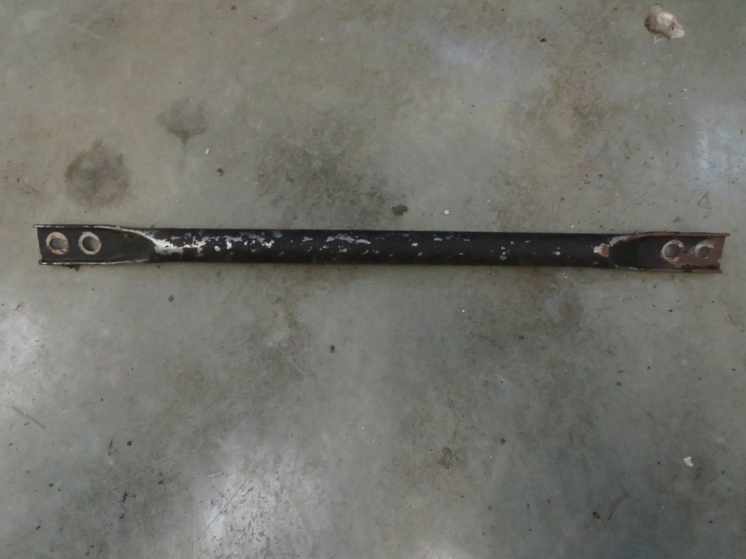 Honda DC2 Integra Type R UKDM   Rear lower Brace but some Rust
