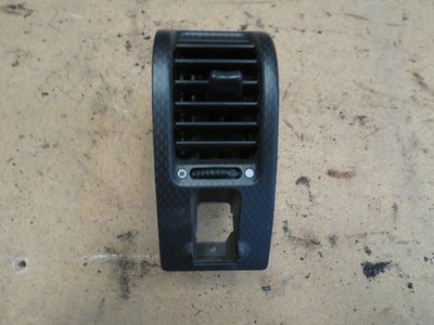 Honda DC2 Integra Type R UKDM    Carbon drivers dash Vent