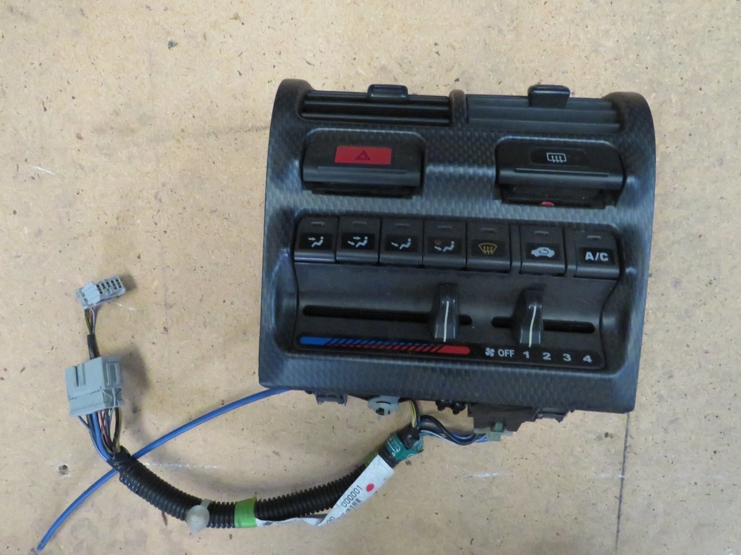 Honda DC2 Integra Type R UKDM   Dash Carbon heater Control unit with A/C button