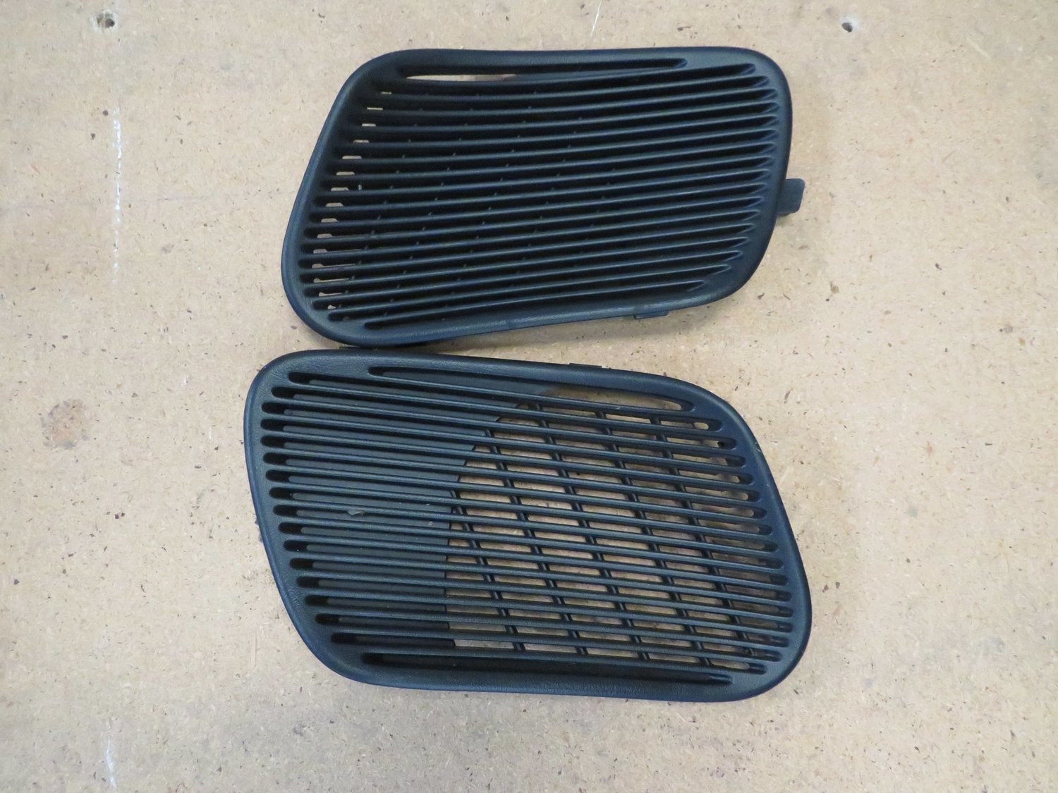 Honda DC2 Integra Type R UKDM   Rear Speaker Covers