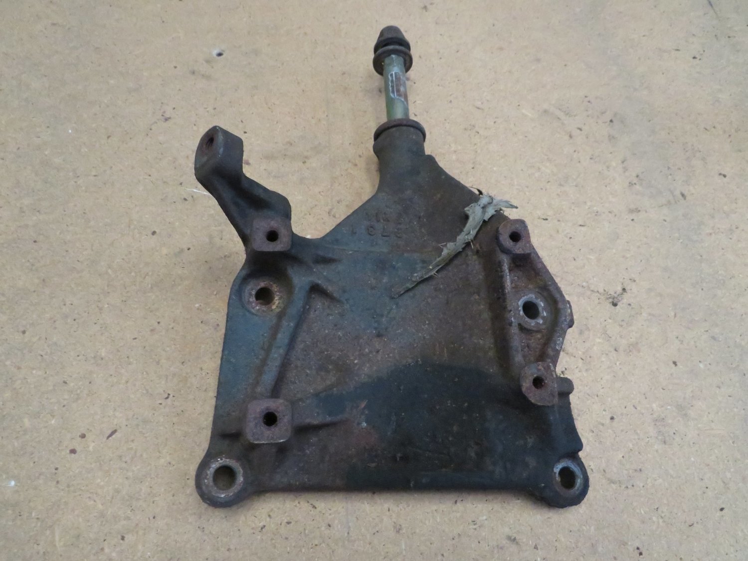 Honda DC2 Integra Type R UKDM    Front Engine mount Bracket