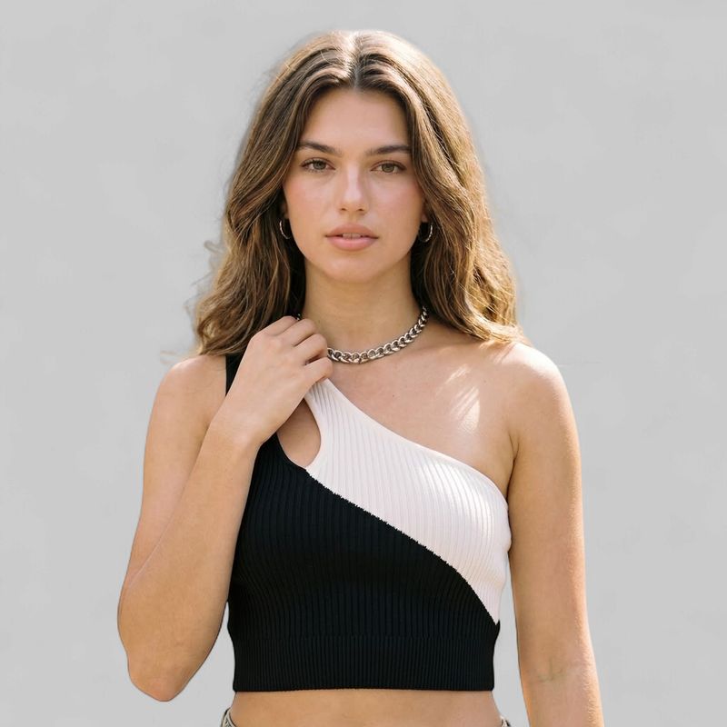 ONE SHOULDER RIDDED CROP TOP
