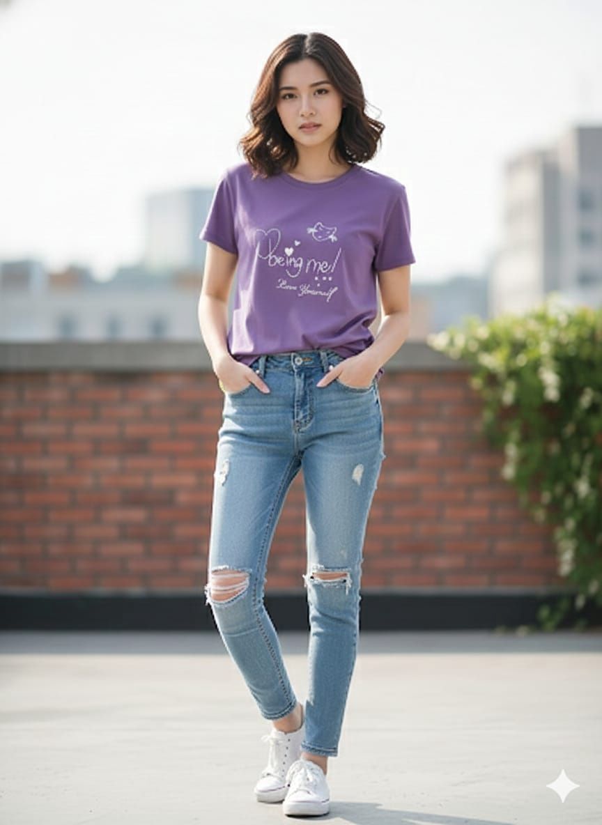 WOMEN PRINTED TEES, Size: DARING/ SMALL