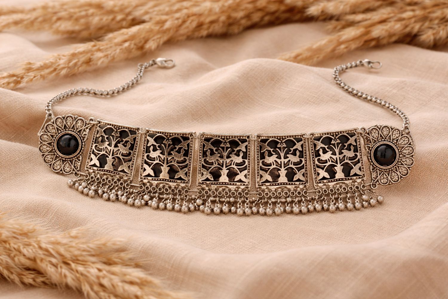 BLACK ENAMEL SQUARE NECKLACE