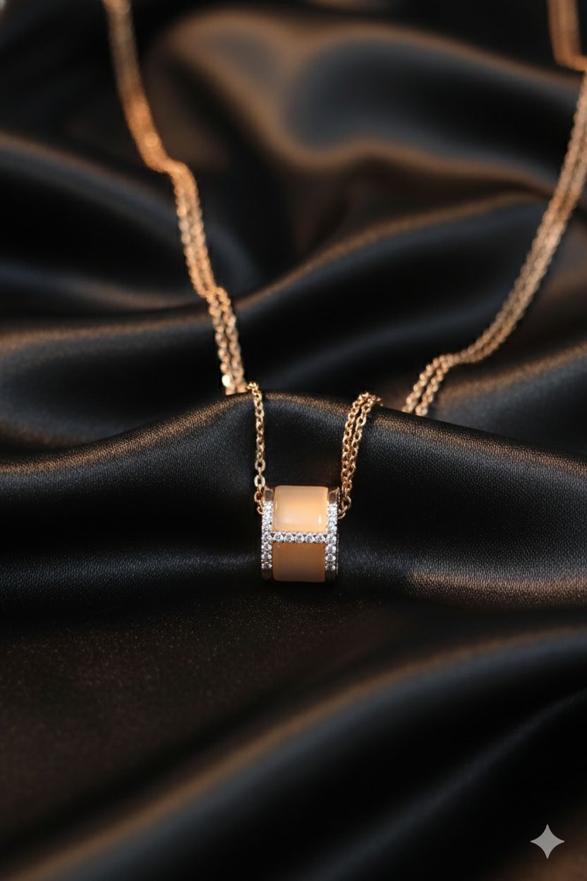 IVORY HALO PENDANT