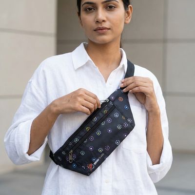 Zero sleek Floral Print Waist Bag