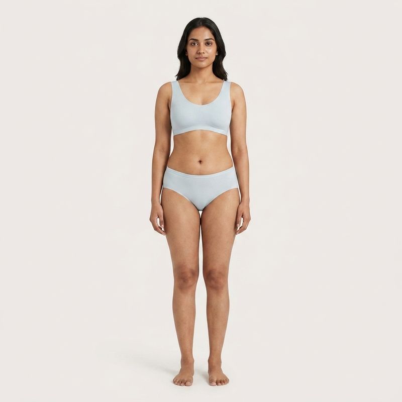 Ultra-Comfy Seamless Panties – White/ Black - (Size 2XL)