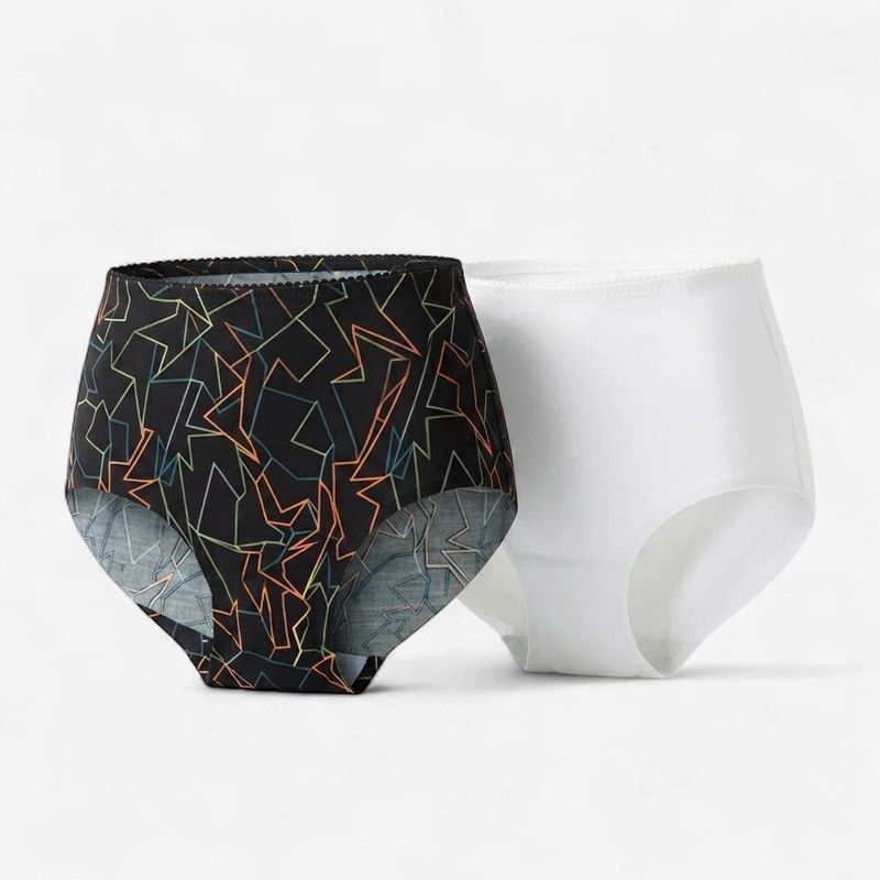 Ultra-Comfy Seamless Panties – White/ Black - (Size 2XL)