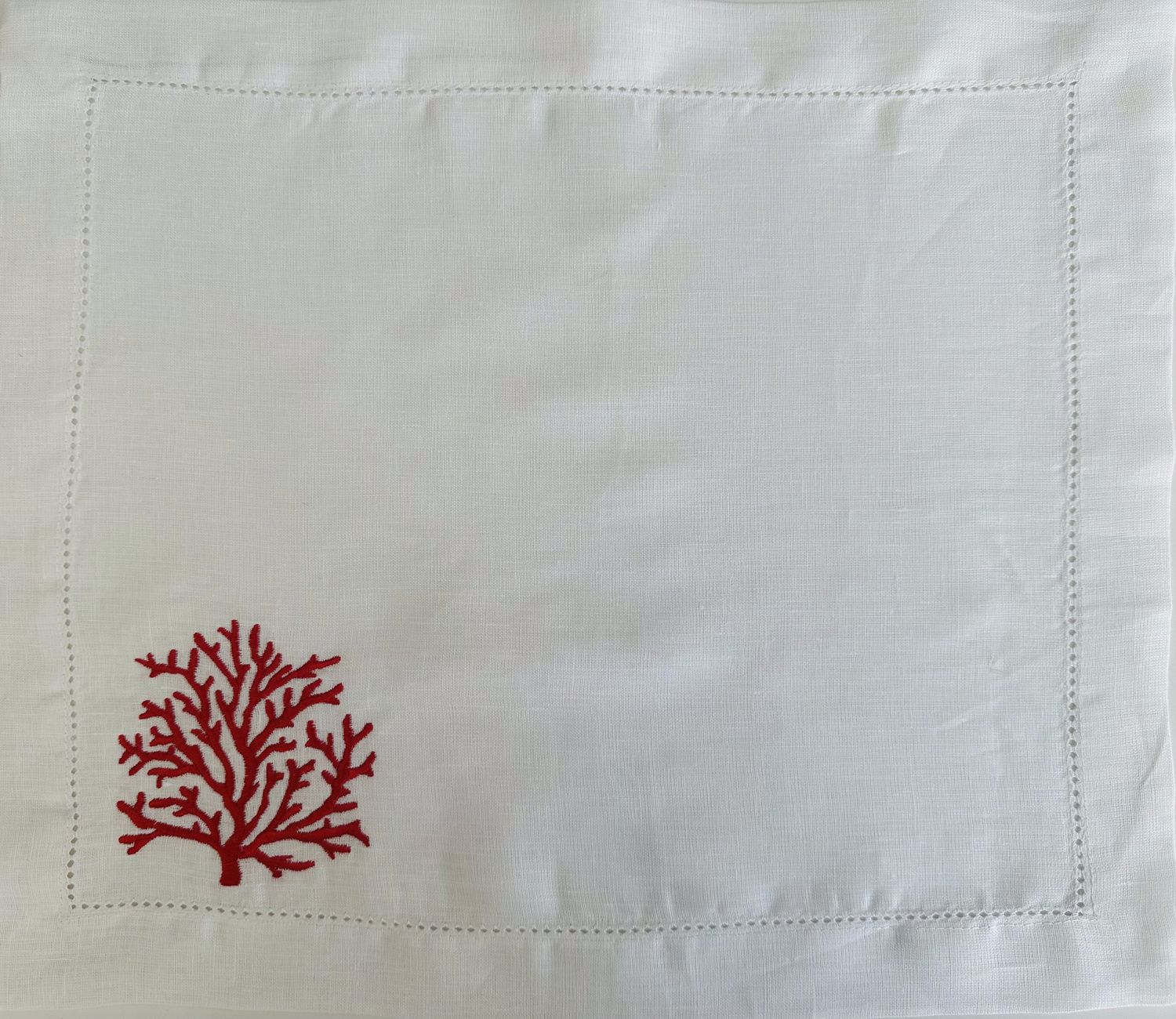 Coral Embroidered Napkin 34x40cm