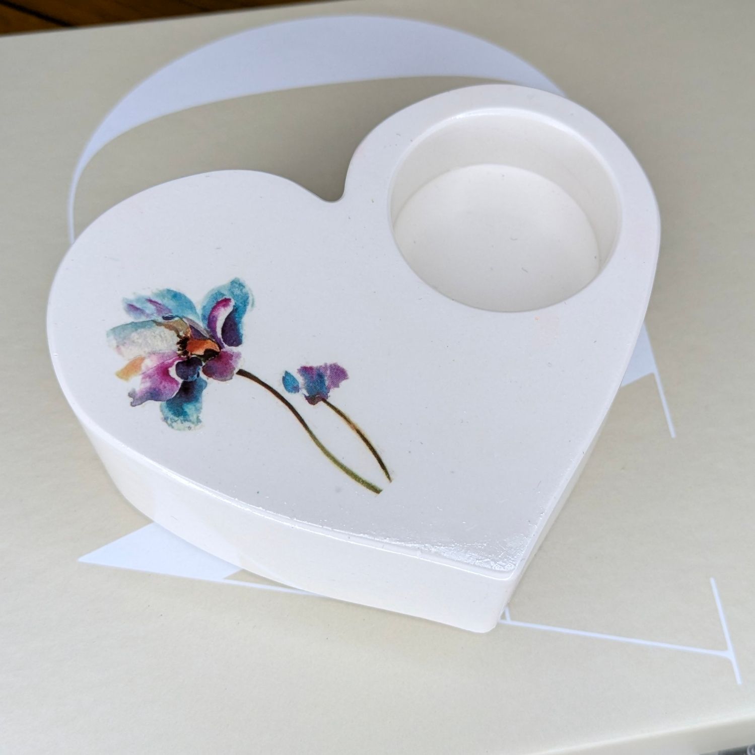 Heart Shaped Tea Light Candle Holder, White Jesmonite
