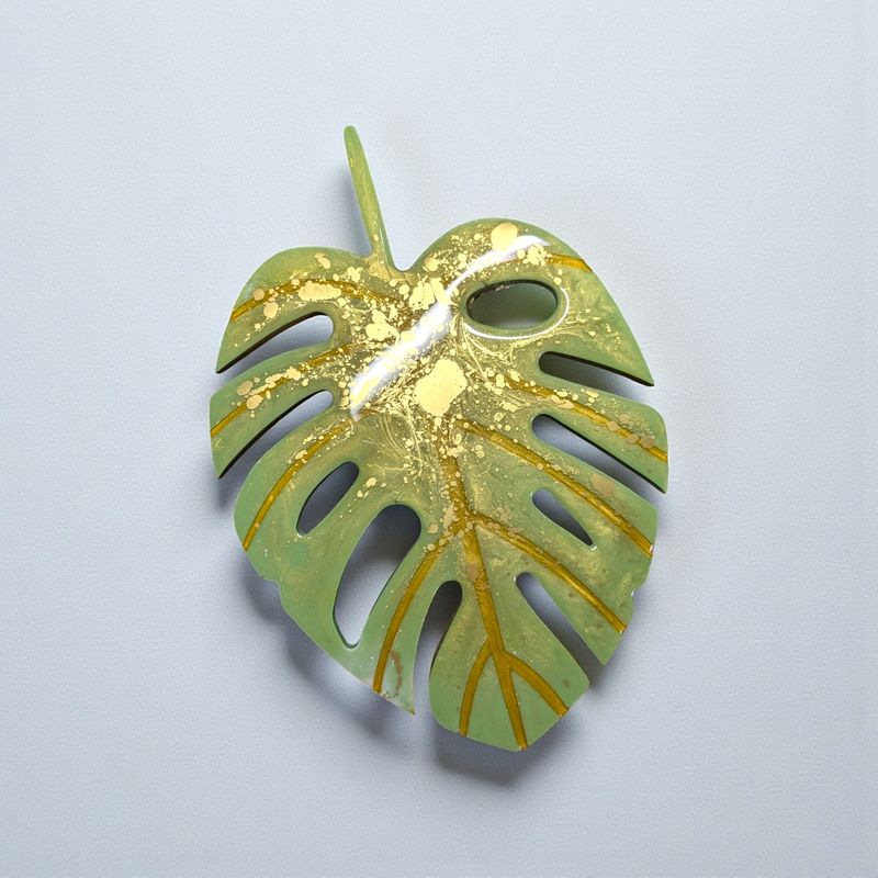 Monstera Leaf Display Dish, Large