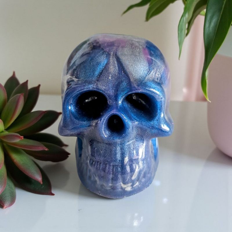 Resin Skull Ornament (Small)
