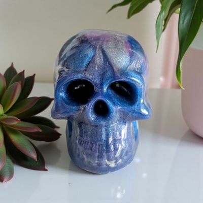 Resin Skull Ornament (Small)
