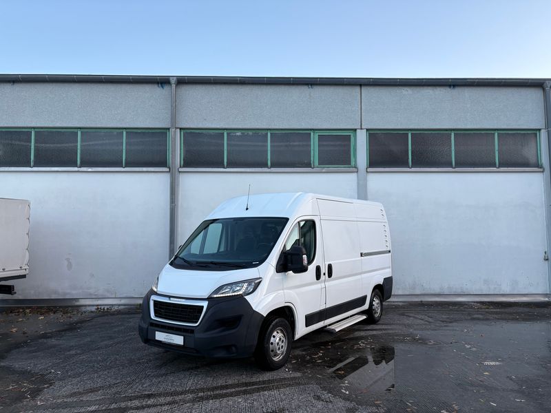 Peugeot Boxer Kasten 330 L2H2 Premium, Lift, Standheizung