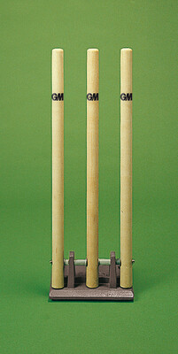 Gunn & Moore Springback Wooden Cricket Stumps