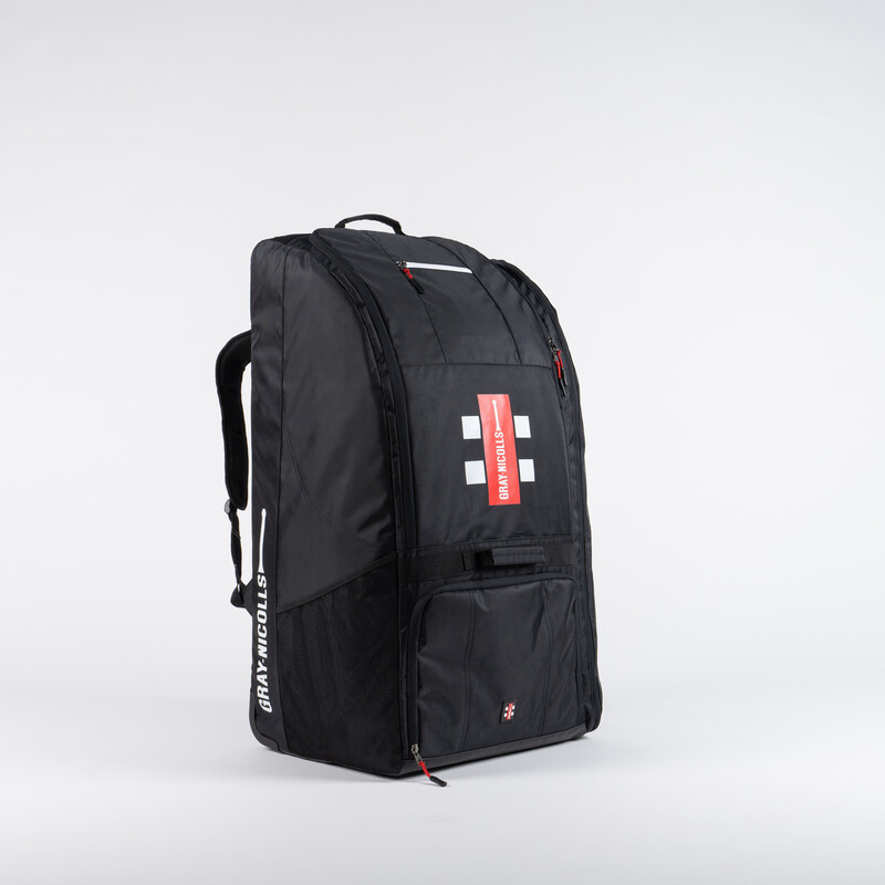 2025 Gray Nicolls Coach Holdall 95 x 45 x 40cm 2025 Gray Nicolls Coach Holdall 95 x 45 x 40cm