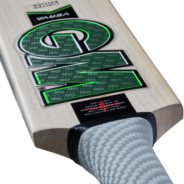 2025 Gunn & Moore Verva L540 DXM 909 Adult Bat 2025 Gunn & Moore Verva L540 DXM 909 Adult Bat