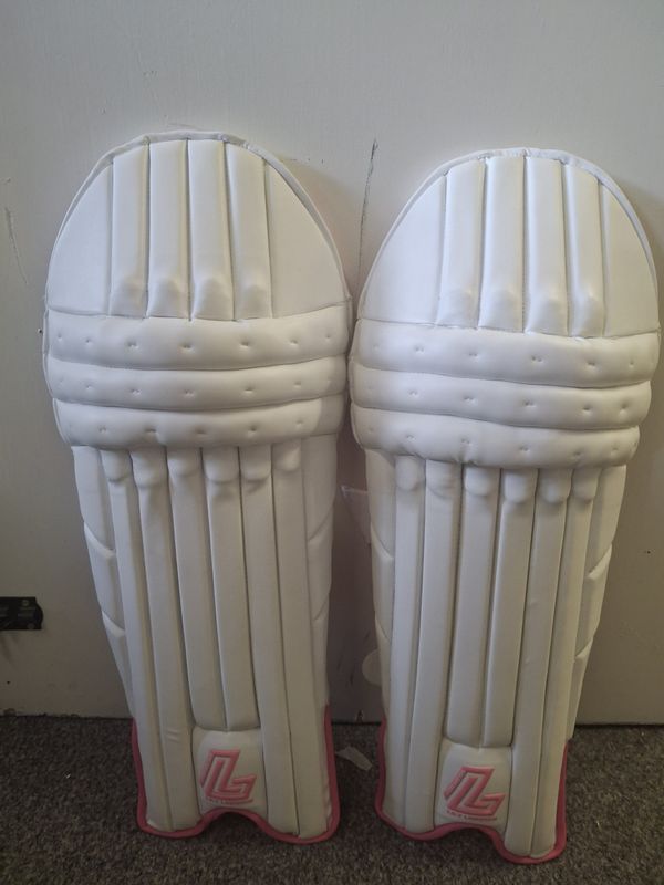 2025 Lily Lorimer Cricket Junior Pro Batting Pads