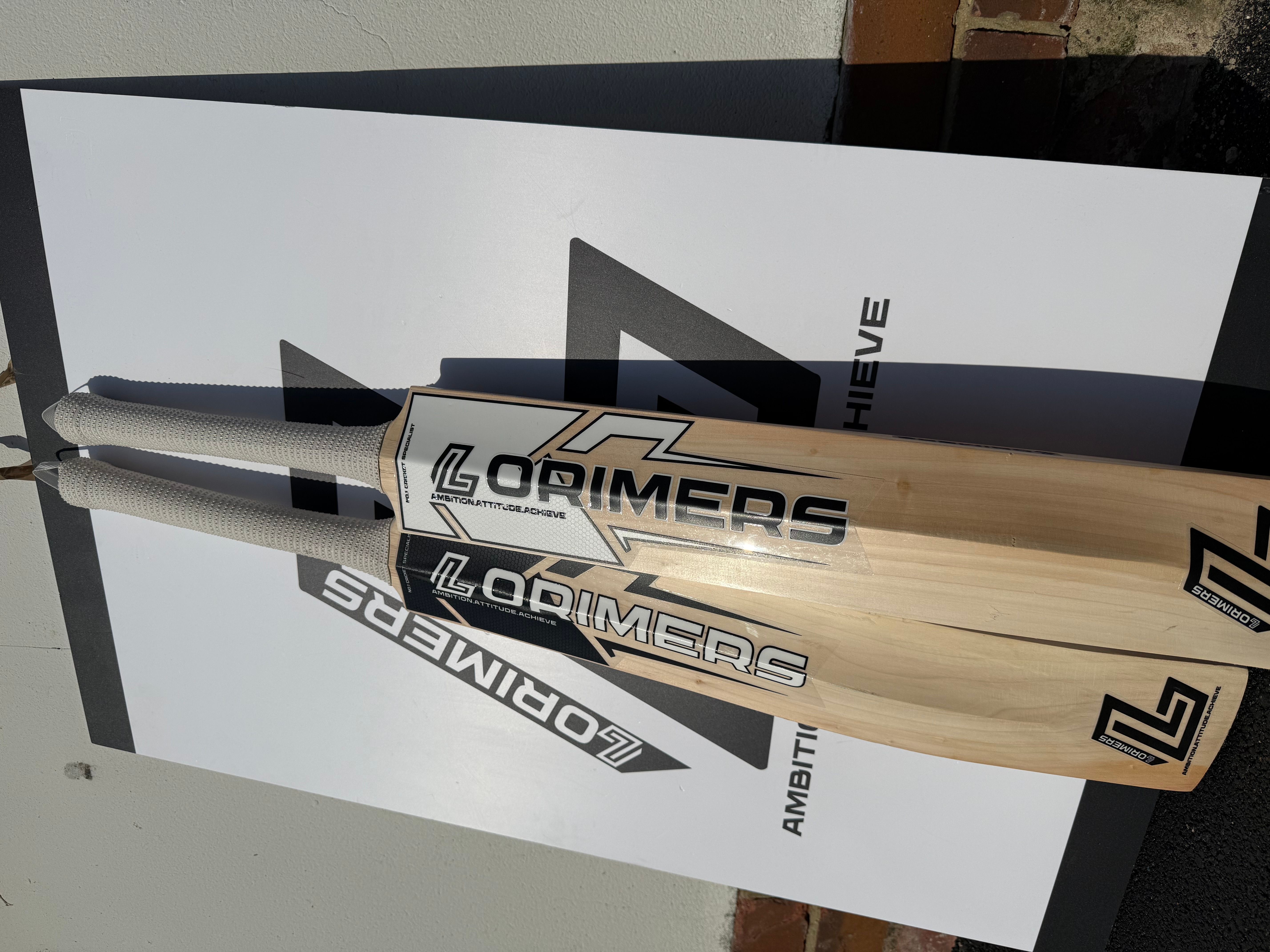 2026 Lorimers Pro Players Reserve Grade Cricket Bat