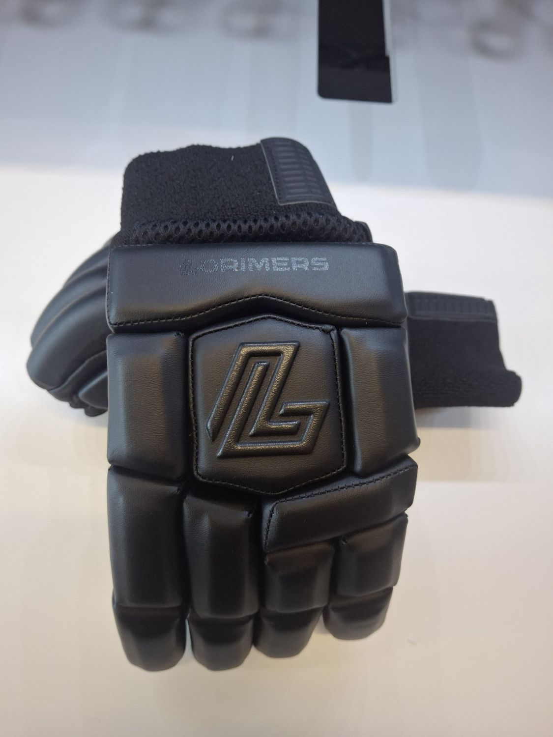 2026 Lorimers Cricket Pro Edition Black Split Finger Batting Gloves