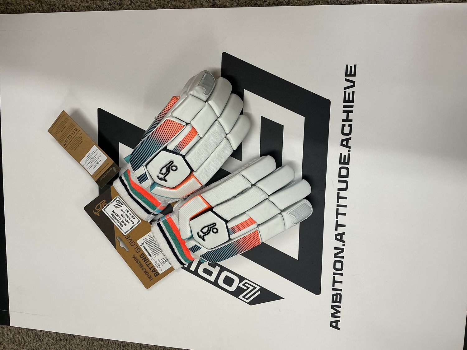 SUMMER SALE! - Kookaburra Aura 3.1 Batting Gloves