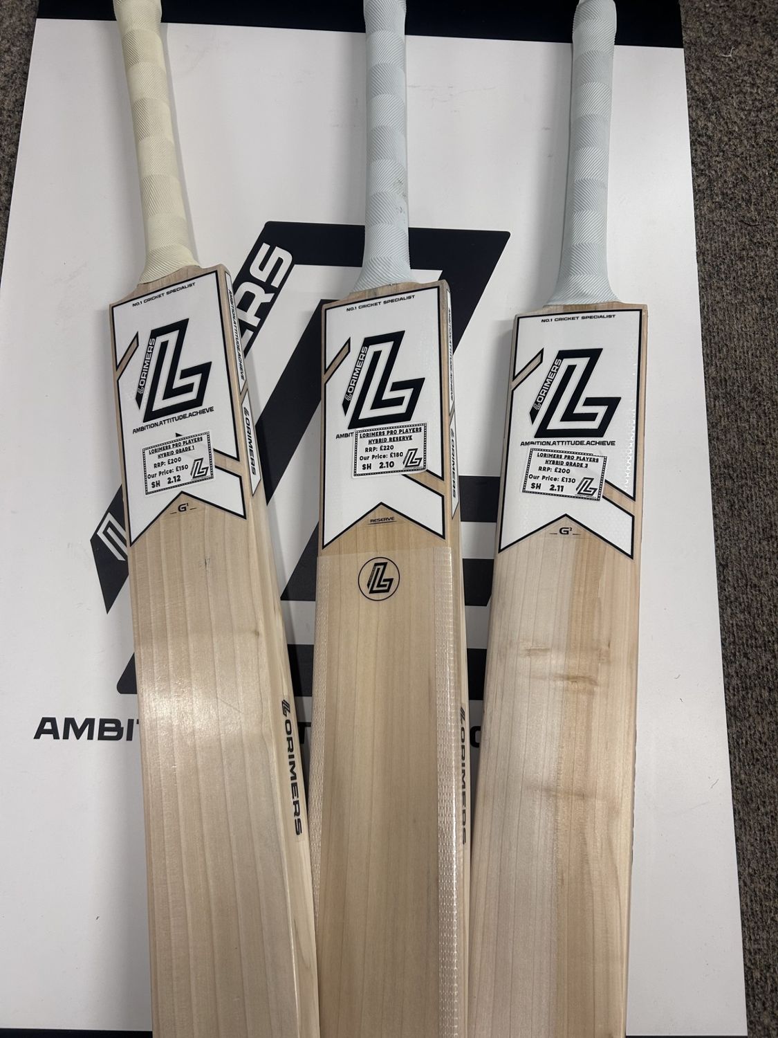 2026 Lorimers Hybrid Reserve Grade Cricket Bat Size - Short Handle 2026 Lorimers Hybrid Reserve Grade Cricket Bat Size - Short Handle
