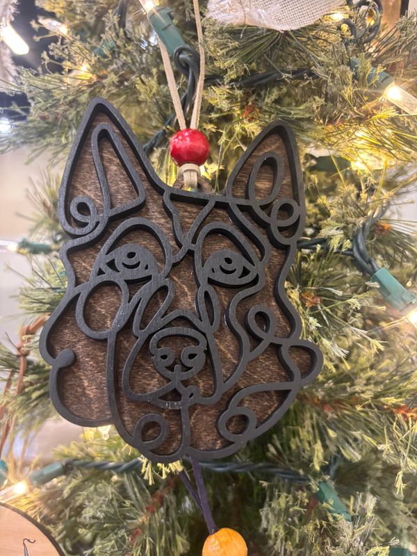 German Shepherd Ornament – 2025 Edition German Shepherd Ornament – 2025 Edition